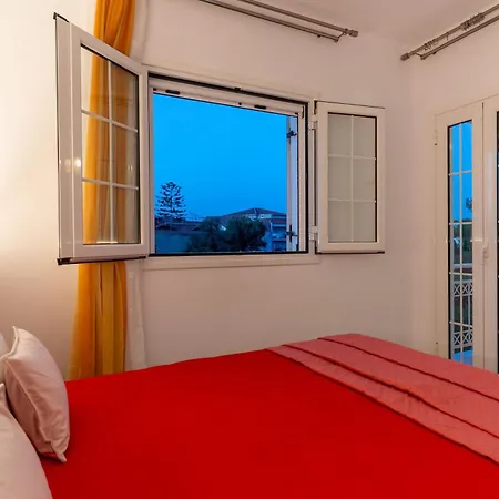 Apartman Epsilon - 100m From The Beach, By Zantewize *