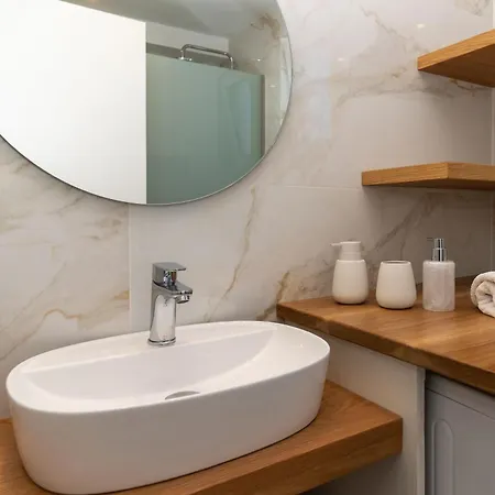 Epsilon - 100m From The Beach, By Zantewize Ciliví