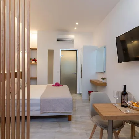 Epsilon - 100m From The Beach, By Zantewize شقة *