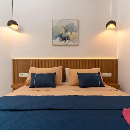 Epsilon - 100m From The Beach, By Zantewize *