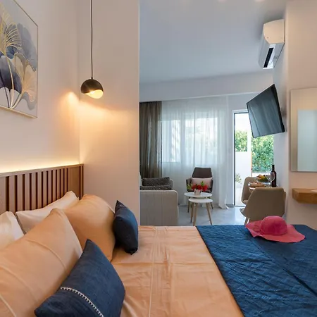 Epsilon - 100m From The Beach, By Zantewize Appartement