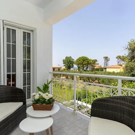 Epsilon - 100m From The Beach, By Zantewize Apartamento *